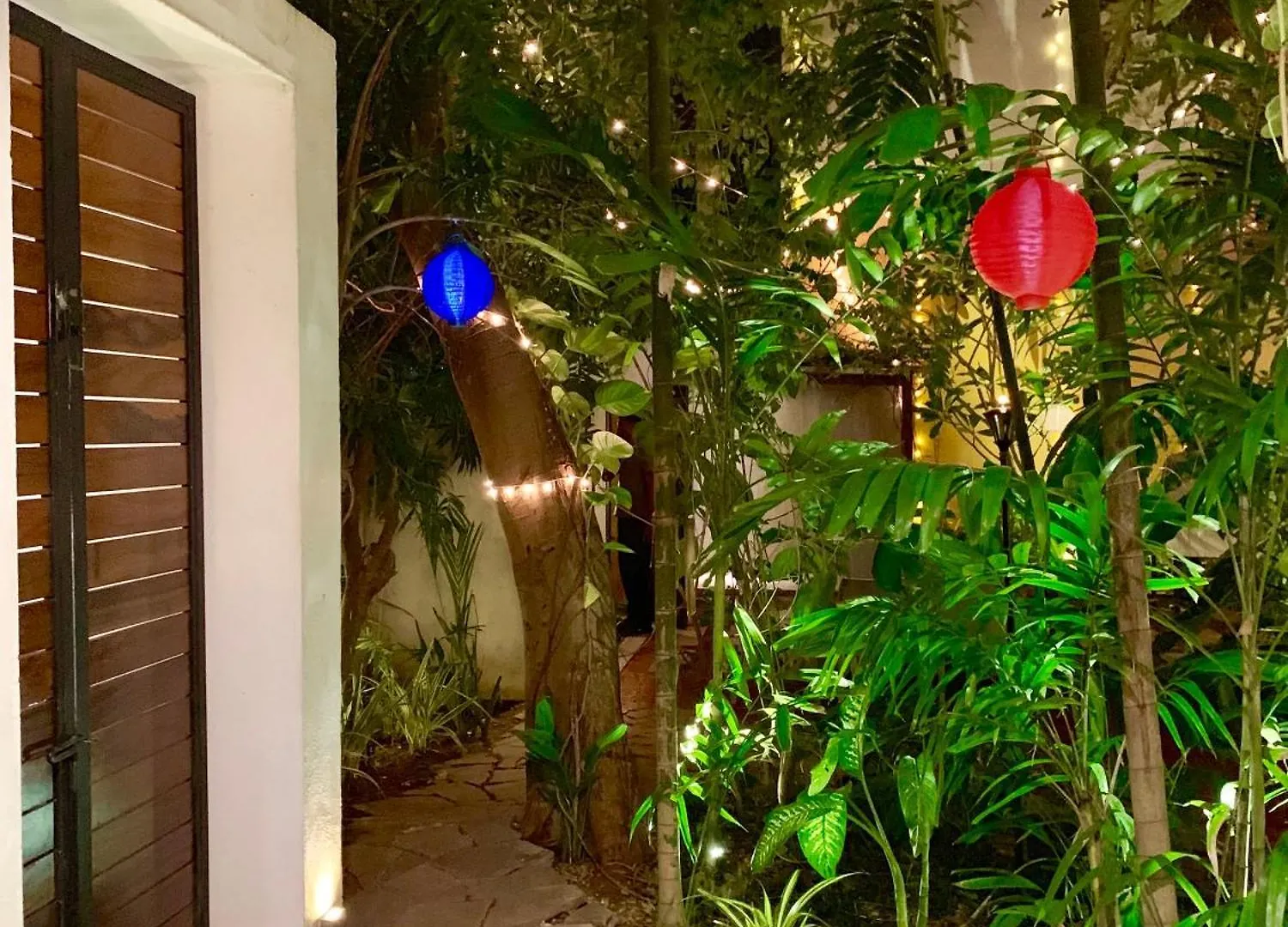 *** Guest house Sayura House Hotel Colombo Sri Lanka